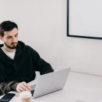 Как заработать на фрилансе без опыта: легкая работа на дому и простые задания для новичков