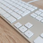 Как выбрать надёжную биржу фриланса для переводов: критерии и лучшие платформы