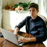 Кто участвует в фриланс-рынке: заказчики и исполнители удалённых проектов