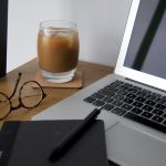Фриланс для студентов: как заработать без опыта и оплатить учебу