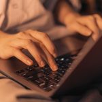 Удаленная работа в Санкт-Петербурге: как найти фриланс-вакансии и зарабатывать безопасно unsplash_386.jpg