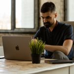 Как выбрать надежную фриланс-платформу для удаленной работы без рисков unsplash_718.jpg